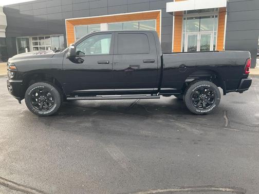 2026 RAM 2500 Black Express Crew Cab 4x4 6'4' Box