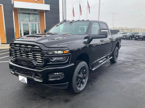2026 RAM 2500 Black Express Crew Cab 4x4 6'4' Box