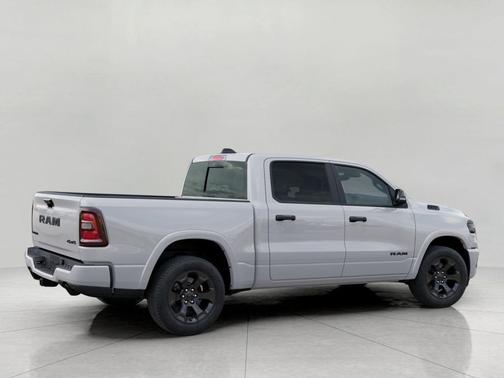 Bright White Clearcoat 2026 RAM 1500 Big Horn/Lone Star
