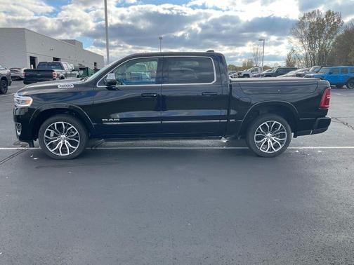 2025 RAM 1500 ST