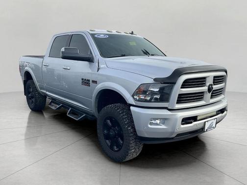 2017 RAM 2500 Big Horn Crew Cab 4x4 6'4' Box