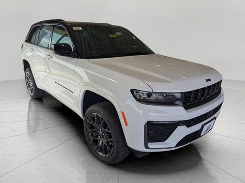 Bright White Clearcoat 2026 Jeep Grand Cherokee Summit