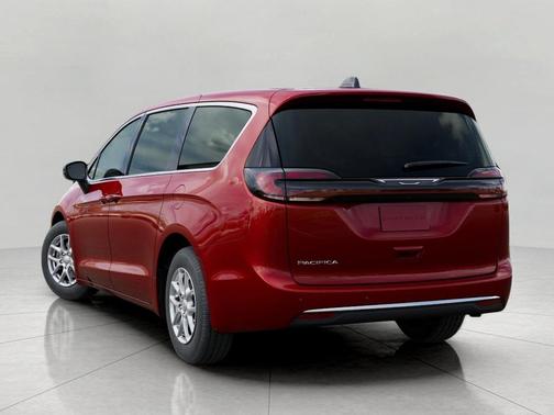 Red Hot Pearlcoat 2027 Chrysler Pacifica L