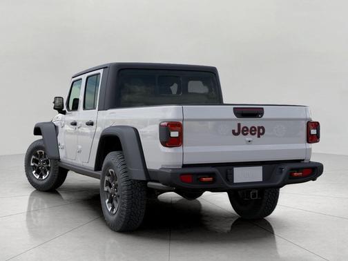 Bright White Clearcoat 2026 Jeep Gladiator Rubicon