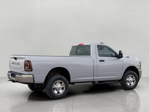 2026 RAM 2500 Tradesman Regular Cab 4x4 8' Box