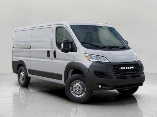 Bright White Clearcoat 2026 RAM ProMaster 1500 Low Roof