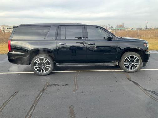 2019 Chevrolet Suburban LT