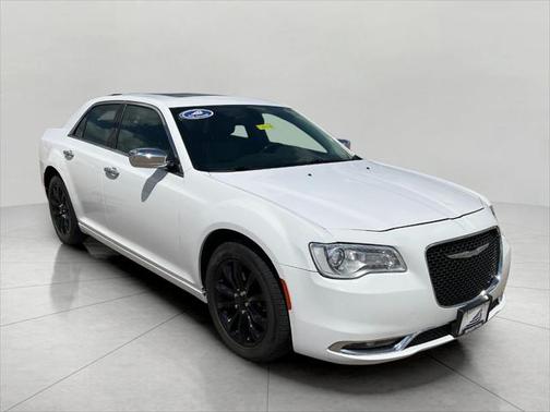 2016 Chrysler 300 S