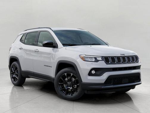 Bright White Clearcoat 2026 Jeep Compass Sport