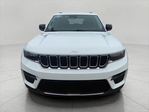 2023 Jeep Grand Cherokee Laredo