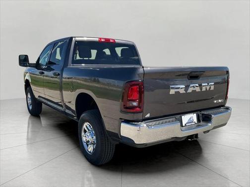 2025 RAM 2500 Tradesman Crew Cab 4x4 6'4' Box