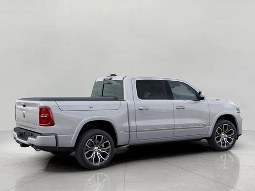 Ivory White Tri-Coat Pearlcoat 2026 RAM 1500 ST