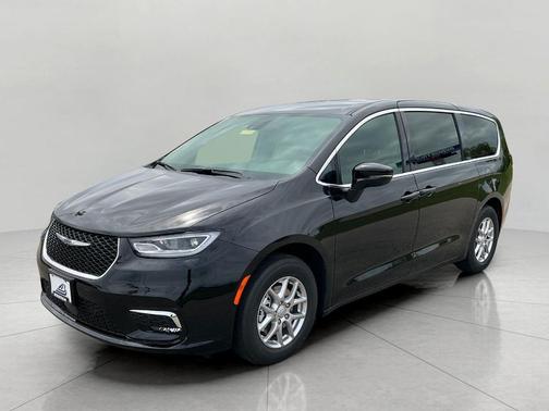 2025 Chrysler Pacifica L