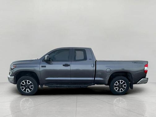 2015 Toyota Tundra SR5