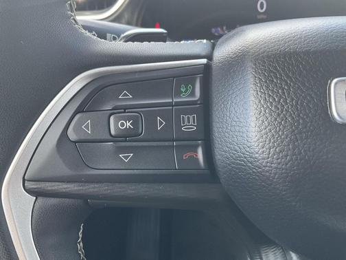 Silver Zynith 2023 Jeep Grand Cherokee Altitude