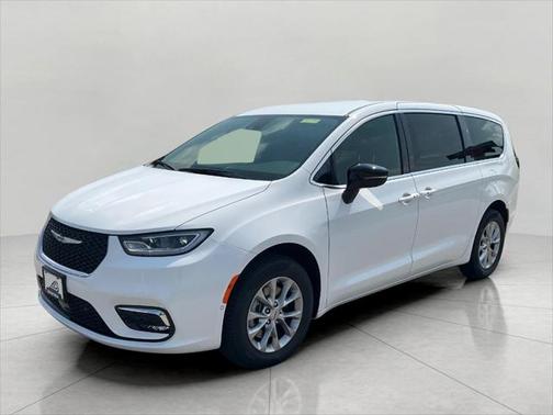 2025 Chrysler Pacifica L
