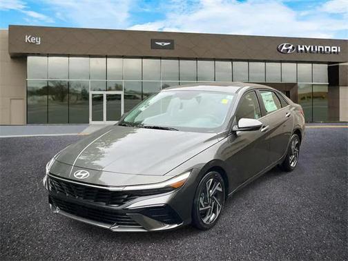 2025 Hyundai ELANTRA Limited