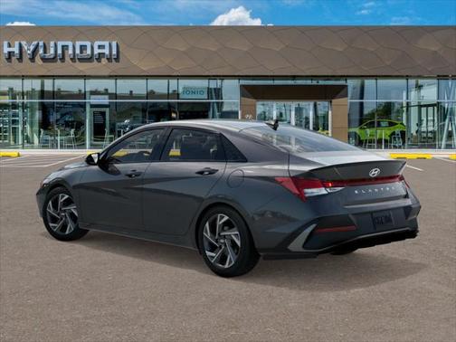 2025 Hyundai ELANTRA Sport