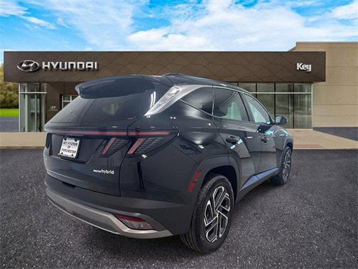 2025 Hyundai TUCSON Hybrid Limited