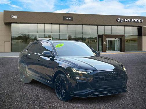 2021 Audi Q8 55 Premium