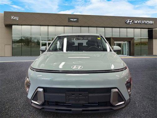 2025 Hyundai KONA SE