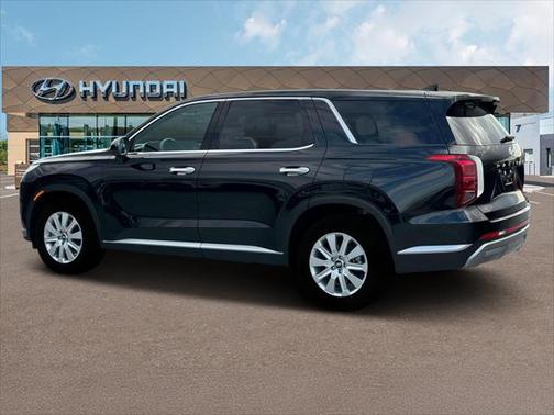 2025 Hyundai PALISADE SE