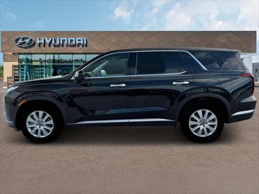2025 Hyundai PALISADE SE