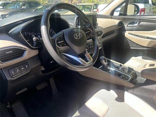 2019 Hyundai SANTA FE SE 2.4