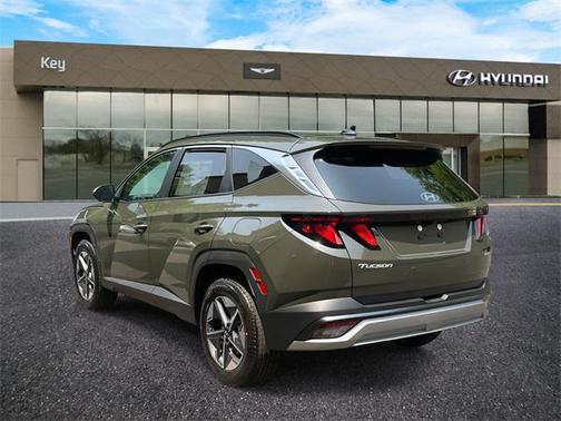 2025 Hyundai TUCSON SEL