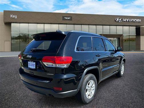 2017 Jeep Grand Cherokee Laredo