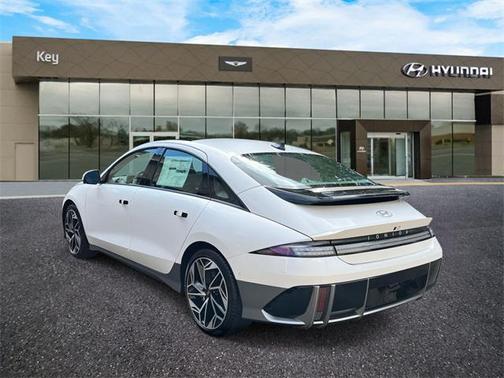 2025 Hyundai IONIQ 6 Limited