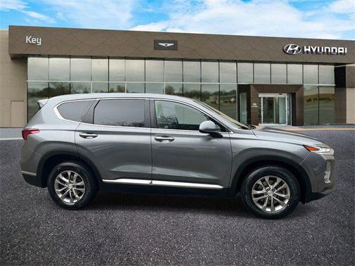 2019 Hyundai SANTA FE SE 2.4