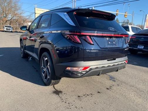Photo 5 of 25 of 2022 Hyundai Tucson Plug-In Hybrid SEL