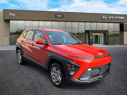 2025 Hyundai KONA SE