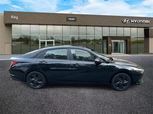 2023 Hyundai ELANTRA HEV Blue
