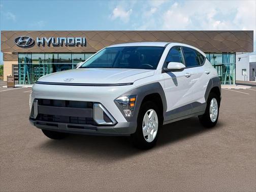 2025 Hyundai KONA SE
