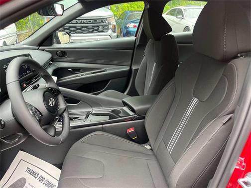2025 Hyundai ELANTRA Sport