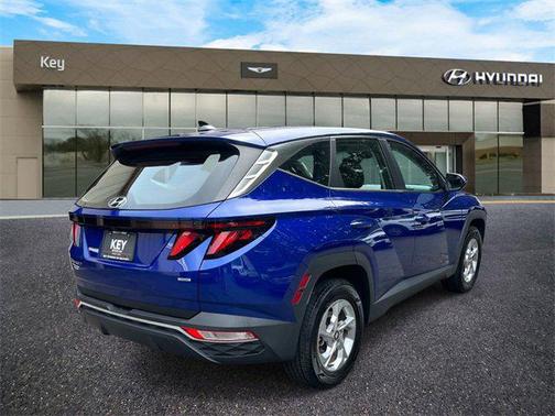 2022 Hyundai TUCSON SE