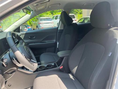 2025 Hyundai KONA SEL Convenience