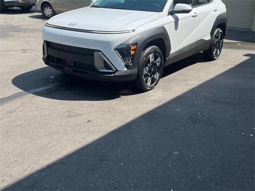 2025 Hyundai KONA SEL Convenience