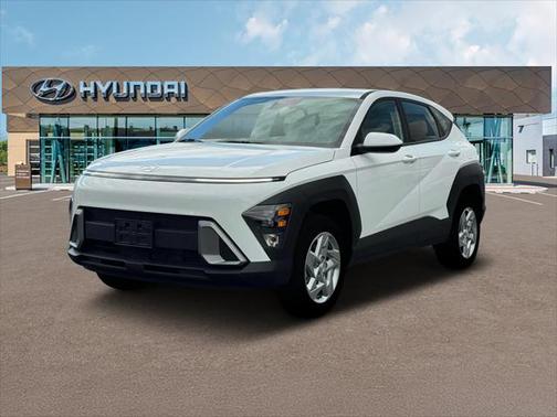 2025 Hyundai KONA SE