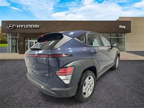 2024 Hyundai KONA SE