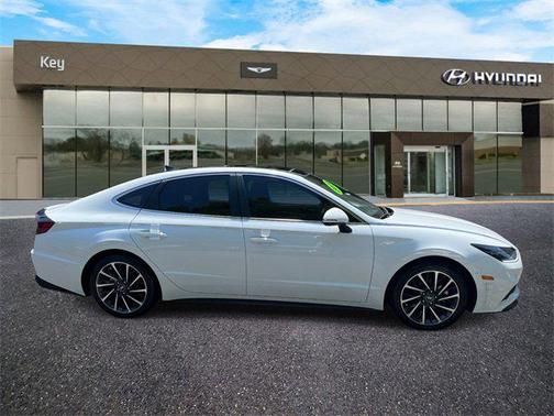 2020 Hyundai SONATA Limited