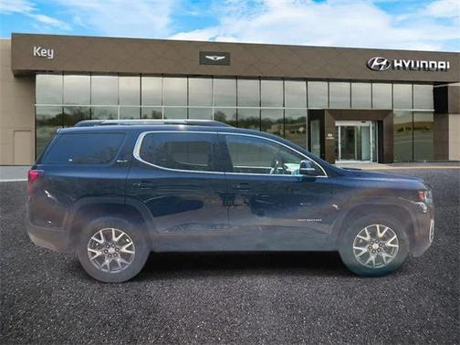 2022 GMC Acadia AWD SLT