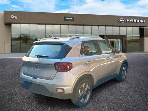 2023 Hyundai VENUE SEL