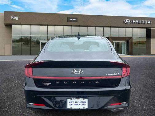 2022 Hyundai SONATA Limited