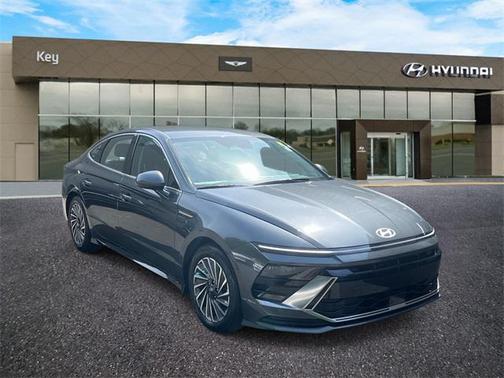 2024 Hyundai SONATA Hybrid SE