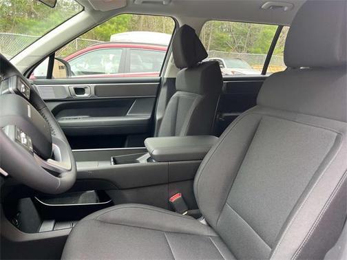 2025 Hyundai SANTA FE SE