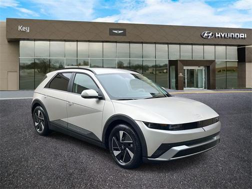 2025 Hyundai IONIQ 5 SEL
