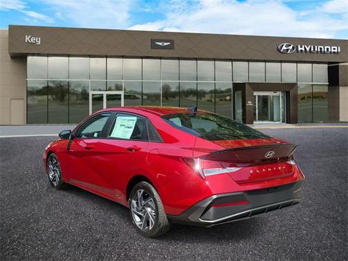 2025 Hyundai ELANTRA Sport
